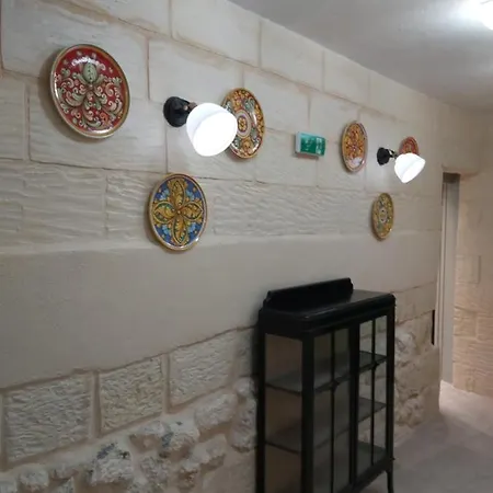 The Hidden Gem Boutique