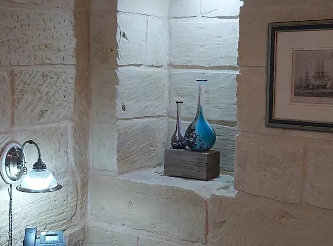 The Hidden Gem Boutique